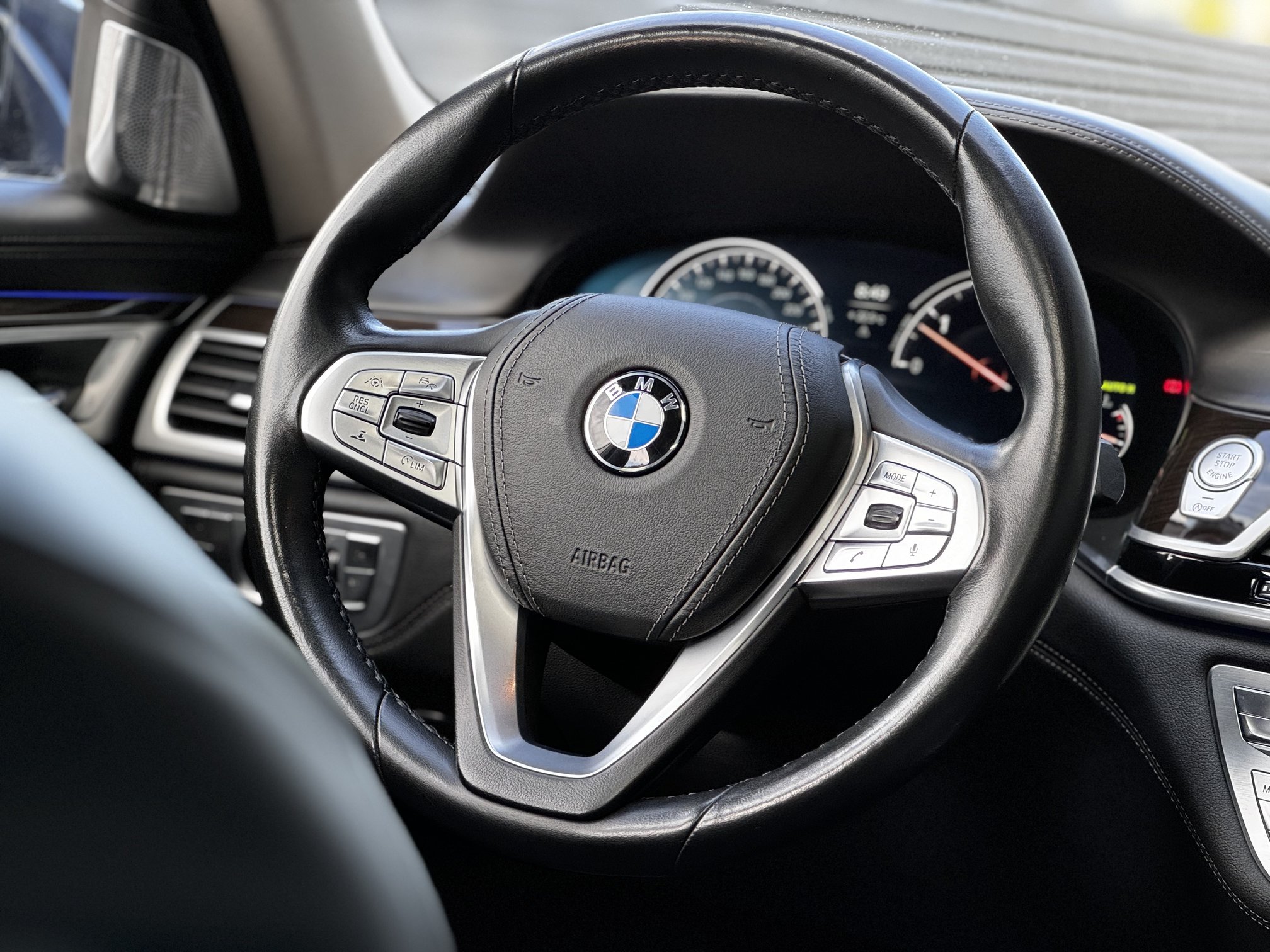 750LD X-Drive Long Individual