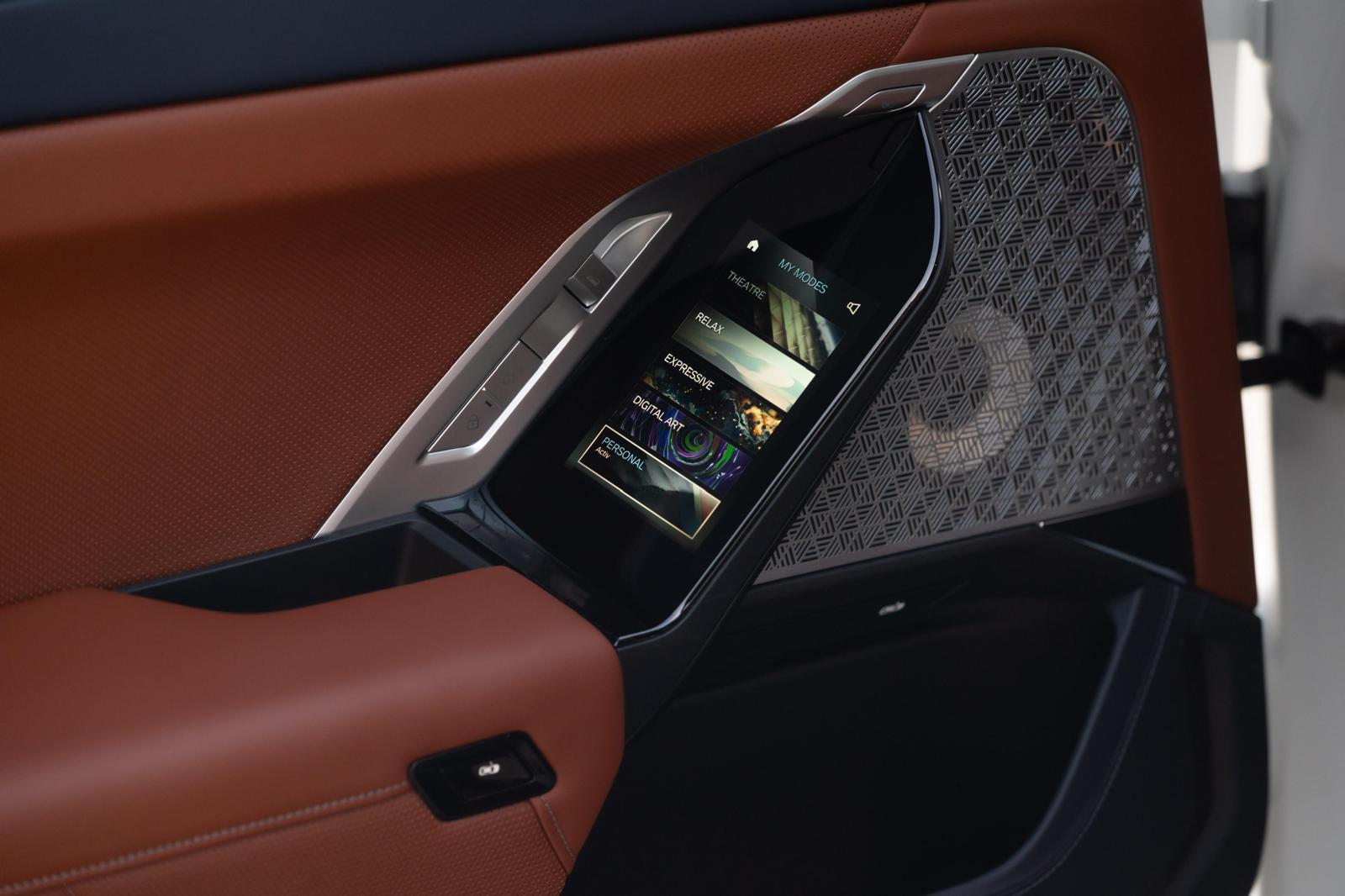 Interior Gran Lusso / X-Drive / 571 CP