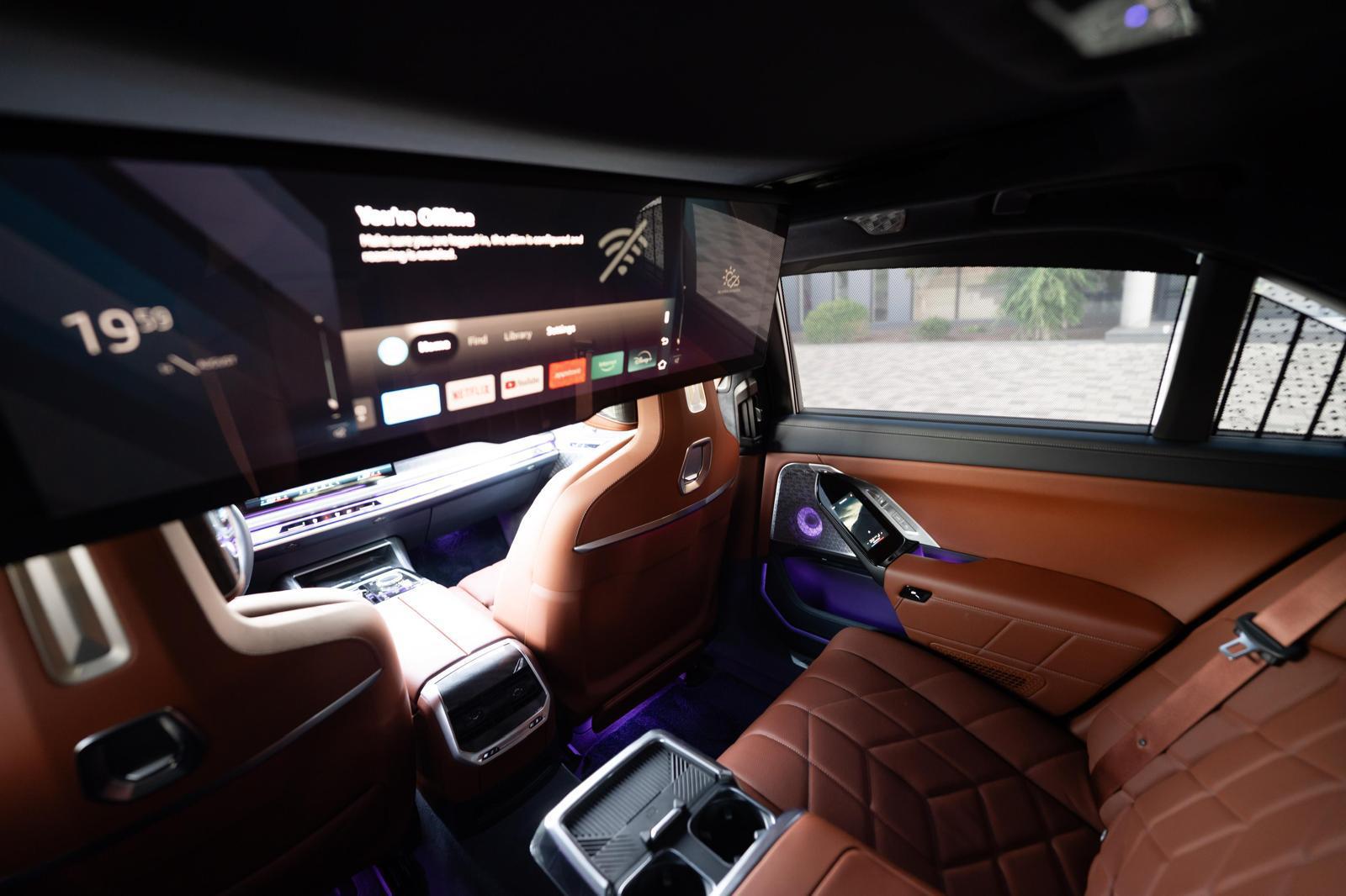 Interior Gran Lusso / X-Drive / 571 CP